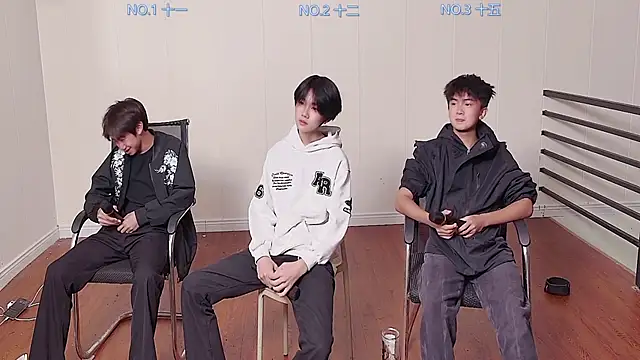 Snapshot of hyboys chatting on October 13, 10:51 am hyboys online show from October 13, 10:51 am
