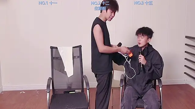 Snapshot of hyboys chatting on October 14, 11:02 am hyboys online show from October 14, 11:02 am