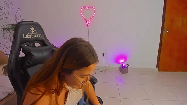 merida 06 online show from November 22, 2:47 am