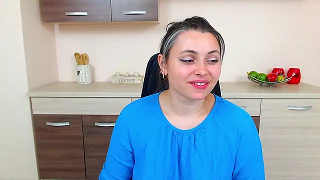 Soft Lilly online show from October 22, 6:07 am