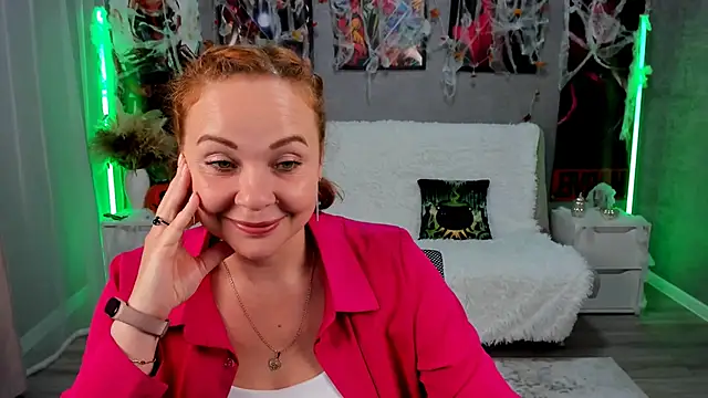 NataliKaminski online show from November 1, 4:22 pm