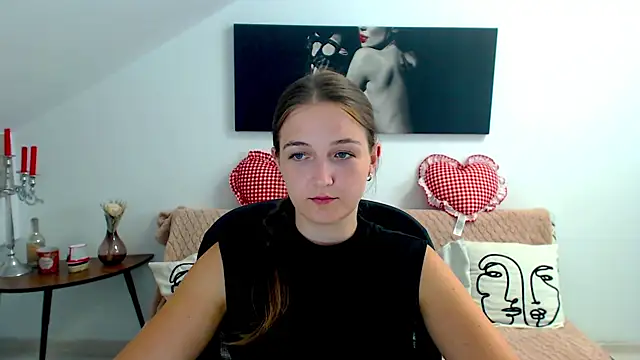 AnneWilsonn online show from July 7, 7:23 am