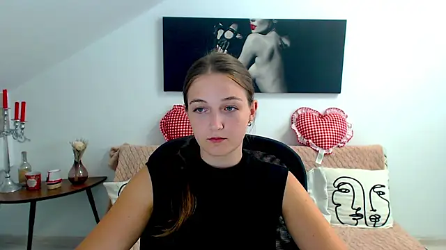 AnneWilsonn online show from July 7, 7:09 am