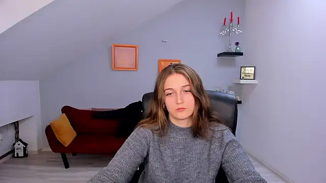 AnneWilsonn online show from February 20, 1:45 pm