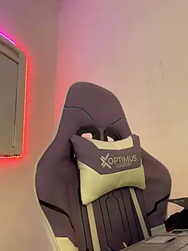 La-Gatiita-trans online show from December 16, 2:12 pm