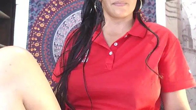 Lucyy Naugthy online show from January 15, 1:00 am