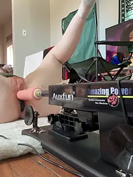 Badwolffxo online show from February 20, 6:09 pm