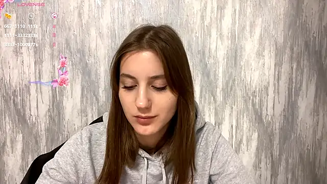 SuzyOlmos online show from December 2, 7:10 am