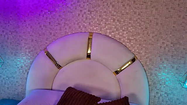 emmy rose25 online show from March 8, 11:47 am