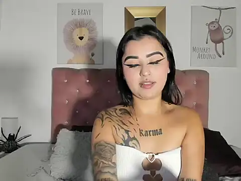 Nebula Lux online show from November 12, 8:40 pm