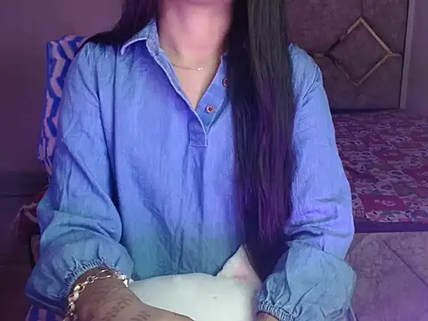 spicy sofiya - online show from December 1, 5:26 pm