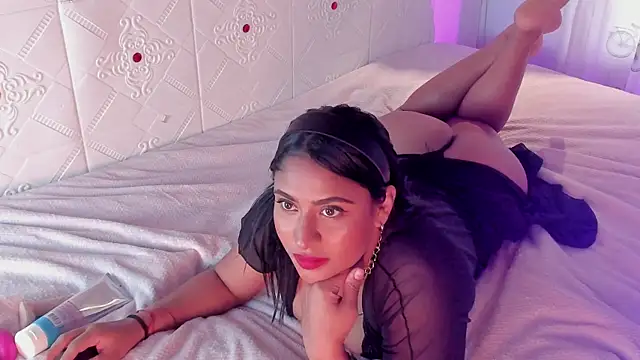 Savanna rios online show from November 12, 11:52 am