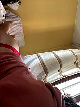 Techi0525 online show from November 28, 4:32 pm