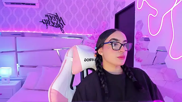 DevoraCarther online show from November 18, 3:13 pm