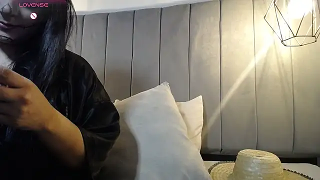 Pamela occoner  online show from October 30, 7:37 pm