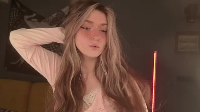 BellaSink online show from April 19, 9:53 am