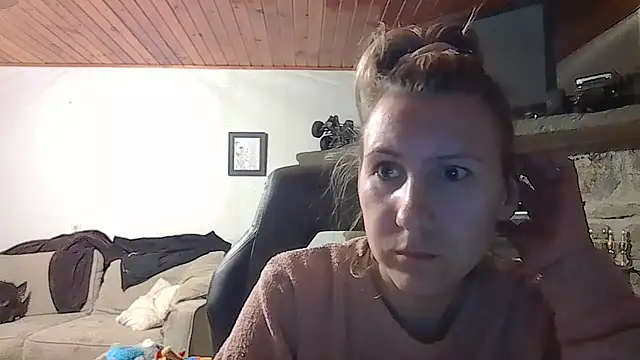 pleasureme24k online show from November 26, 6:25 am