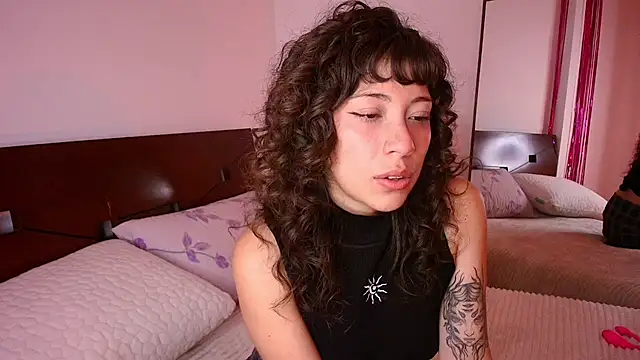 TammyCutee online show from July 2, 4:18 am