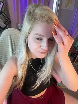 cold blondie online show from June 26, 5:41 am