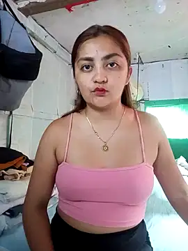 Hotlove04 online show from October 21, 12:36 am