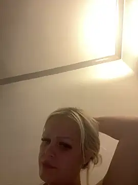 CherryXOX- online show from November 2, 7:39 pm