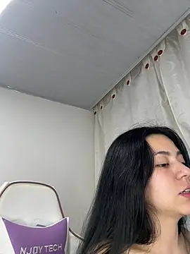 Midori rosse online show from May 18, 2:32 am
