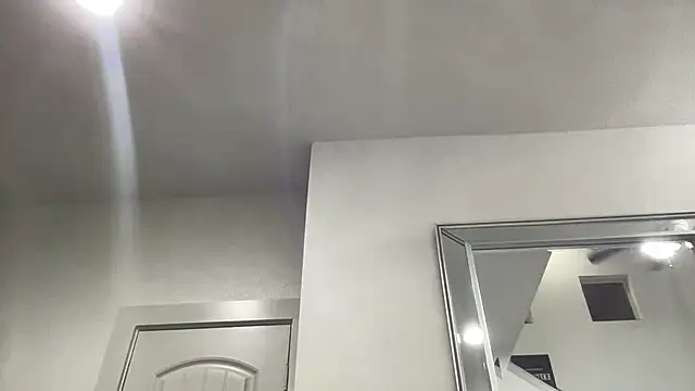 LawChat2025 online show from October 17, 4:48 am