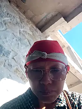 nui-show online show from December 15, 7:57 am