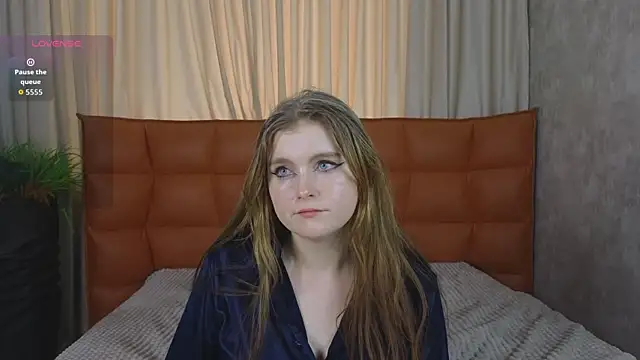 NightSaffron online show from January 10, 8:41 am