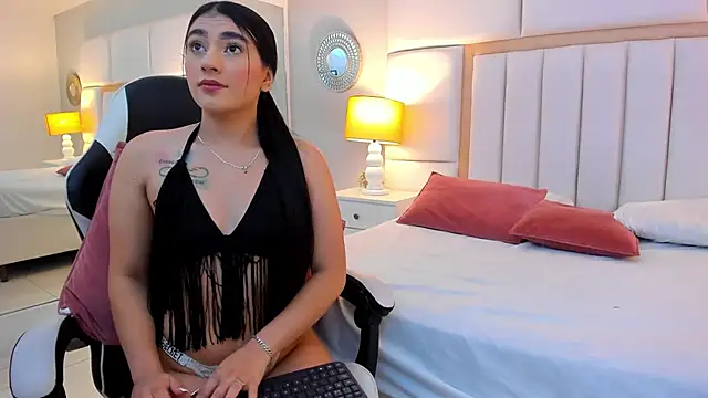 AnnyeWatson online show from January 13, 1:48 pm