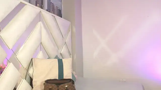 miel alisha online show from July 8, 1:02 pm