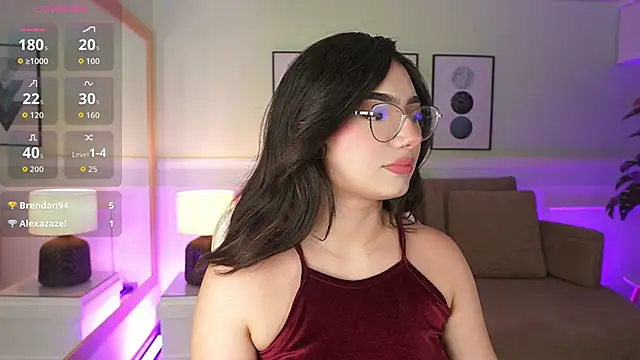 EmilyTurneer online show from March 18, 7:30 pm