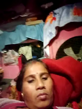 OliveGreen22 online show from November 11, 12:46 pm