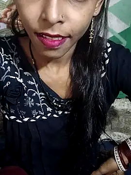 Itz Aisha   online show from July 25, 6:20 am