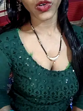 Itz Aisha   online show from March 12, 9:01 am