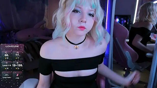 likedoll online show from October 23, 6:03 pm