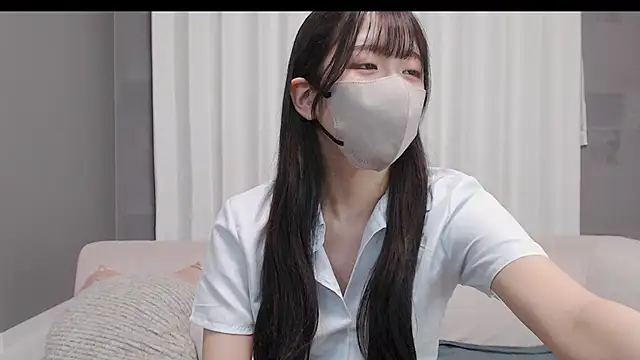 LOVE MIREI LOVE online show from November 1, 11:25 am