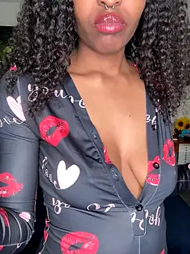 DaisyMynx online show from November 12, 3:37 am