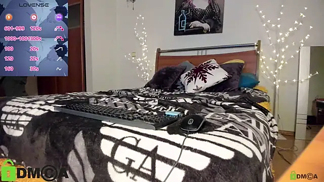 A Skyy online show from March 18, 9:31 pm