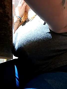 JennyInVegas online show from April 15, 4:29 pm