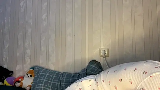 Twist drip blonde online show from November 23, 6:16 am