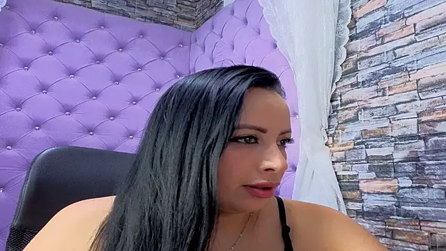 AshleyMontenegro online show from November 7, 7:52 pm