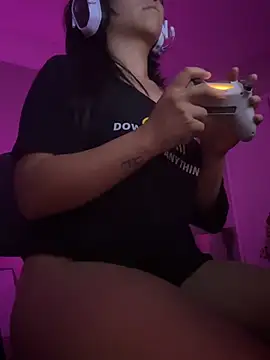babygirlesme online show from July 18, 6:17 am