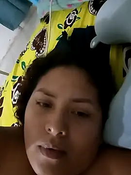 chikis12  online show from November 22, 8:55 pm