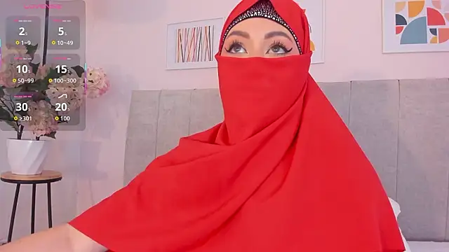 fatiima  online show from February 2, 7:24 pm