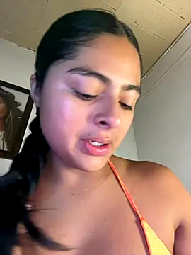 morenaQueen  online show from November 8, 7:41 pm