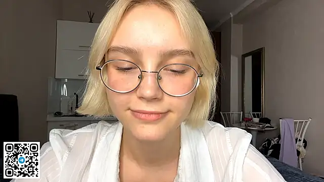 MelodyImam online show from October 26, 4:57 pm