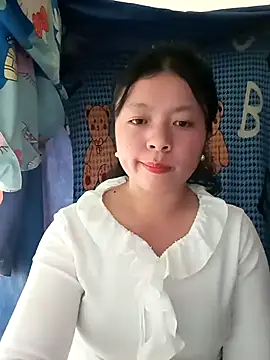 lisa-bae00 online show from February 17, 9:19 am