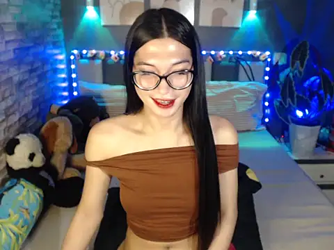 HotNathalie6900 online show from April 4, 12:04 pm