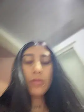 Violeet-Smith online show from March 27, 2:51 pm